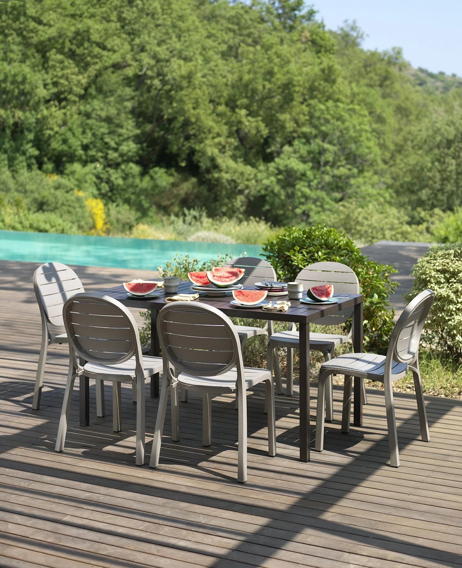 Ensemble table Cube 140x80 avec 6 chaises Erica, pour extérieur et jardin(Blanc/Blanc)
